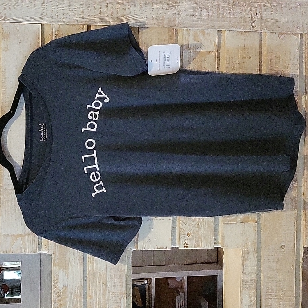NWT maternity t-shirt